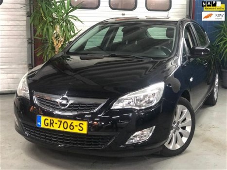 Opel Astra - 1.6 Sport // 149d km// Distr-r vv// Top Conditie// Nw Apk// Grote beurt // - 1