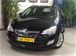 Opel Astra - 1.6 Sport // 149d km// Distr-r vv// Top Conditie// Nw Apk// Grote beurt // - 1 - Thumbnail
