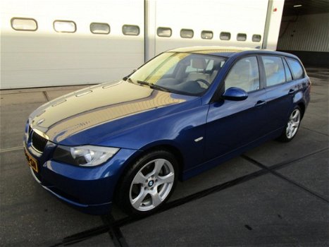 BMW 3-serie Touring - 318i Business Line 318 I TOURING BUSINESS 5 DEURS LEDER - 1