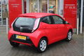 Toyota Aygo - 1.0 5-DRS 1E EIG CAMERA LAGE KM NL-AUTO - 1 - Thumbnail