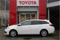 Toyota Auris - 1.8 HYBRID LEASE NL-AUTO 1E EIG NAVI - 1 - Thumbnail