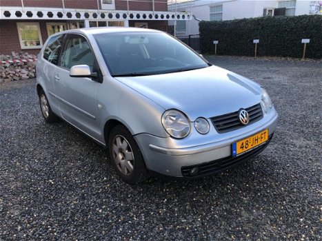 Volkswagen Polo - 1.4 16V 75pk Highline Airco - 1