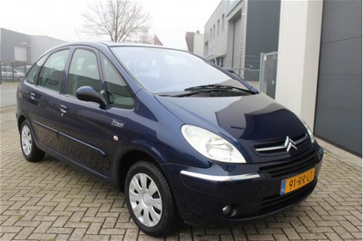 Citroën Xsara Picasso - 1.8i-16V Attraction /Clima/Pdc/Rijklaar Prijs - 1