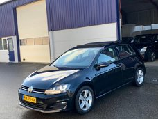 Volkswagen Golf - 1.4 TSI ACT Highline AUT/Pano/Leer/5DR/NAP