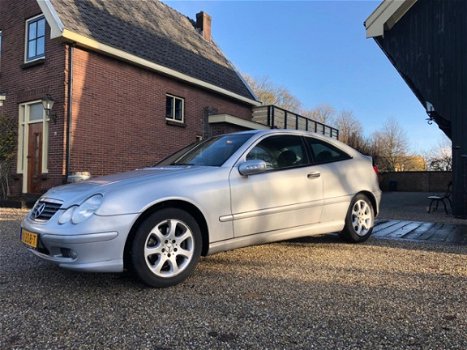 Mercedes-Benz C-klasse Sportcoupé - 230 K. BOMMETJE - 1