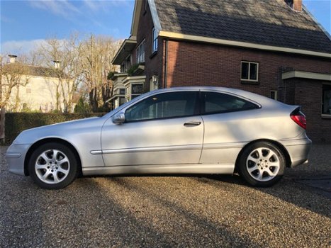 Mercedes-Benz C-klasse Sportcoupé - 230 K. BOMMETJE - 1