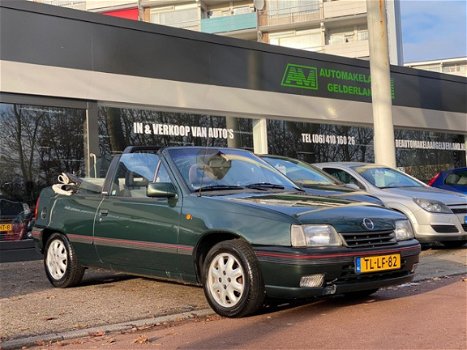 Opel Kadett - 1.6i GL kat. Nw APk/Elec ramen/Elec kap/Lmv - 1