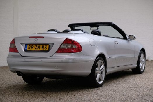 Mercedes-Benz CLK-klasse Cabrio - 200 K 184pk Aut. Avantgarde | Navi | Leder | PDC - 1