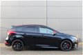 Ford Focus - 1.5 150pk Black Edition | Dealer Onderhouden | Airco | Navigatie | Parkeersensoren Voor - 1 - Thumbnail