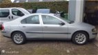 Volvo S60 - 2.4 Edition/Airco/Trekhaak/apk en beurtje - 1 - Thumbnail