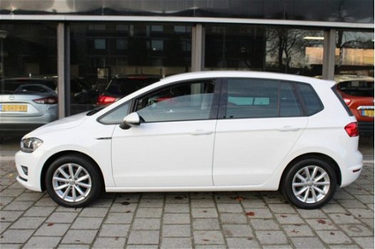 Volkswagen Golf Sportsvan - 1.2 TSI Highline // NAVI // CAMERA // STOELVERWARMING - 1