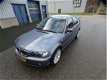 BMW 3-serie - 318i Executive / climate control / cruise control / trekhaak - 1 - Thumbnail