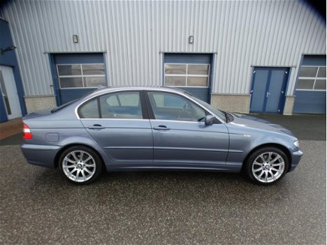 BMW 3-serie - 318i Executive / climate control / cruise control / trekhaak - 1