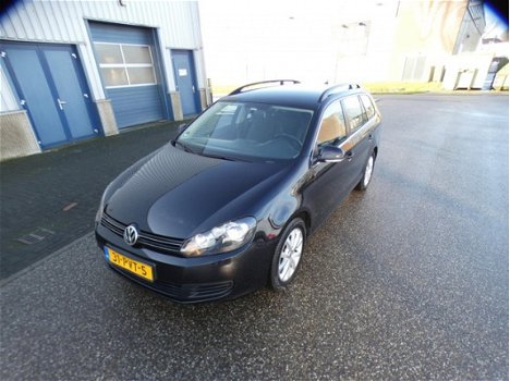 Volkswagen Golf Variant - 1.6 TDI Comfortline BlueMotion / cruise control / climate control / navi - 1