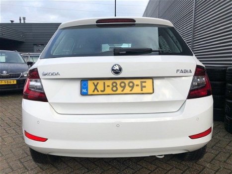 Skoda Fabia - 1.0 TSI Ambition - 1