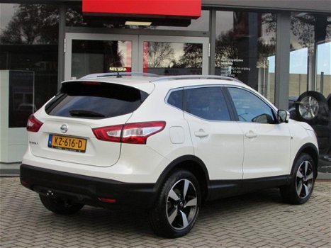 Nissan Qashqai - DIG-T 163 N-connecta * DESIGN PACK * TREKHAAK * 100% DEALER ONDERHOUDEN - 1