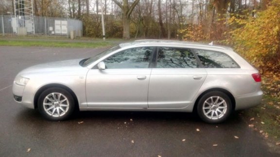 Audi A6 Avant - 2.7 TDI Pro Line - 1