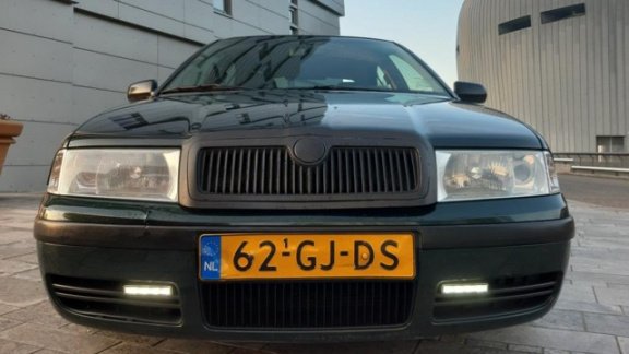 Skoda Octavia - 1.8 T Elegance NAP, APK, CLIMATE, CRUISE, STOELVERW, ELEKTR RAMEN V+A, 150PK - TURBO - 1