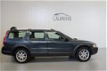 Volvo XC70 - 2.4 D5 Summum | LEDER | Trekhaak | NAVI | PDC | Stoelverw - 1 - Thumbnail