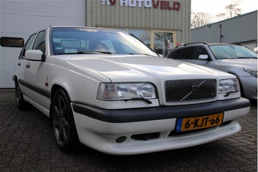 Volvo 850 - R 2.3 T-5 / Historie / Automaat / 280PK - 1