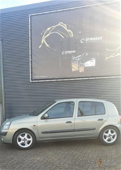 Renault Clio - CLIO; 1.6 16V S2005 - 1