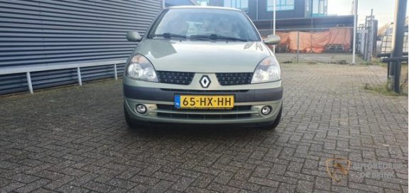 Renault Clio - CLIO; 1.6 16V S2005 - 1