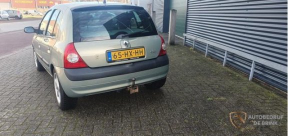 Renault Clio - CLIO; 1.6 16V S2005 - 1