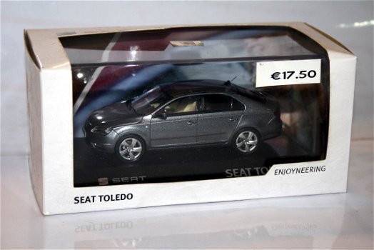 Seat Toledo 4-deurs 1/43 - 4