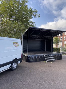 Podiumwagen te huur vanaf € 295,- - 3