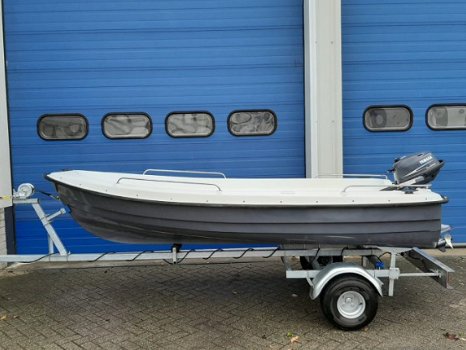 Visboot met motor en trailer - 2