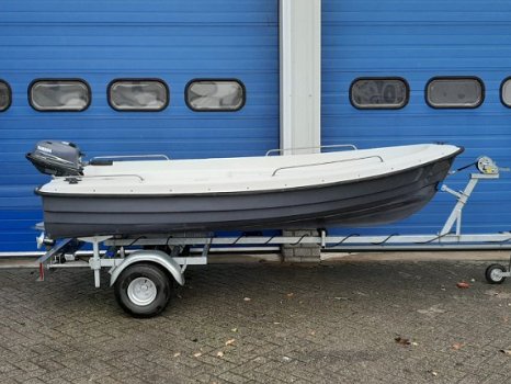 Visboot met motor en trailer - 5