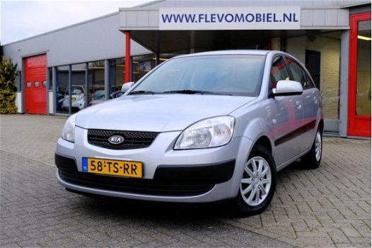 Kia Rio - 1.4 L 5-Deurs - 1