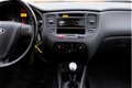 Kia Rio - 1.4 L 5-Deurs - 1 - Thumbnail