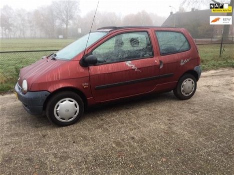 Renault Twingo - 1.2 Spring met groot panorama dak, stuurbekr. en APK - 1