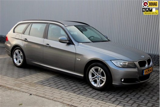 BMW 3-serie Touring - 318d Corporate Lease High Executive Navi Cruise ECC PDC Telefoon LMV16'' Trekh - 1