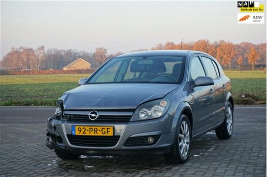Opel Astra - 1.6 Enjoy - 1
