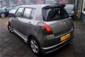 Suzuki Swift - 1.5 Exclusive / Airco / Keyless / Sport / N.A.P - 1 - Thumbnail