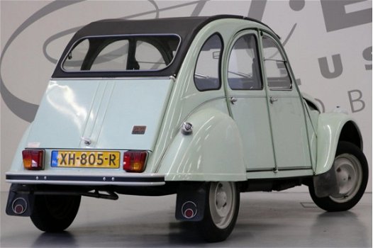 Citroën 2 CV - 2CV6 Special - 1