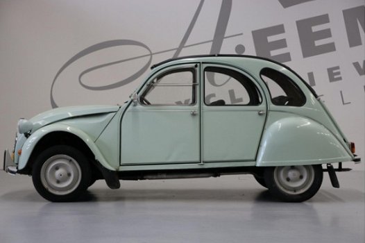 Citroën 2 CV - 2CV6 Special - 1