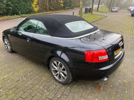 Audi A4 Cabriolet - 2.4 V6 Exclusive ALLE OPTIE, S KM 236000 MET NAP - 1