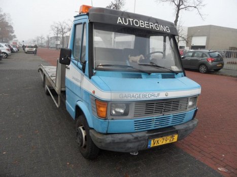 Mercedes-Benz 410 - D-XI oprijwagen, 5cil, stuurbekr - 1