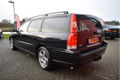 Volvo V70 - 2.4D Edition Automaat | Navi | Leer | LMV | PDC | Trekhaak | Clima | Cruise - 1 - Thumbnail