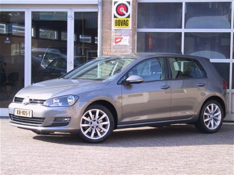 Volkswagen Golf - 1.4 TSI HIGHLINE APP-Connect, Camera, DAB+ - 1