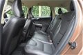 Volvo XC60 - 3.0 T6 Momentum AUTOMAAT | LPG | AWD / 4WD - 1 - Thumbnail