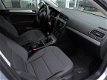 Volkswagen Golf - 1.6 TDI Comfortline 50 procent deal 7.225, - ACTIE Navi / Clima / Cruise / Telefoo - 1 - Thumbnail