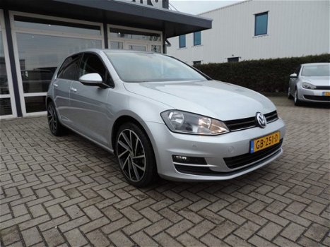 Volkswagen Golf - 1.6 TDI Comfortline 50 procent deal 7.225, - ACTIE Navi / Clima / Cruise / Telefoo - 1