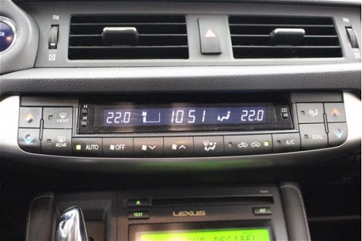 Lexus CT 200h - Hybrid Clima PDC NL Auto - 1