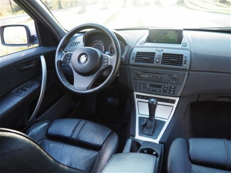 BMW X3 - 3.0i EXE, AUT, LEDER, PDC, Navigatie, Youngtimer - 1
