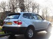 BMW X3 - 3.0i EXE, AUT, LEDER, PDC, Navigatie, Youngtimer - 1 - Thumbnail