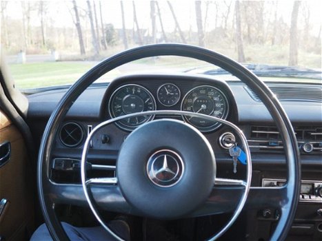 Mercedes-Benz 200-serie - 200 (W115) LPG, '69, SERIE 1 € 6.900, = - 1